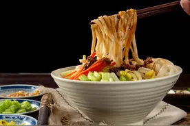 好吃的面条你吃过几种，盘点南北特色面条，总有一碗你喜欢吃图片