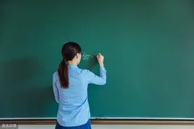 七部门：高校毕业生做教师、实习律师等可“先上岗、再考证”图片