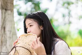 复杂的社会，看不透的人心，吃不完的酸甜苦辣图片
