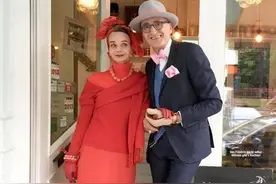 最潮老夫妻走红，80岁穿搭堪比时尚教科书，年轻人都自愧不如图片