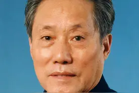 1955年授衔时，山东没有上将，1988年时，山东占四分之一图片