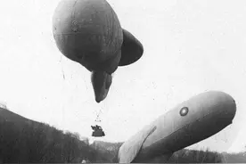 《八佰》中“洋人的怪物”是什么？日军曾广泛使用，我军深受其害图片