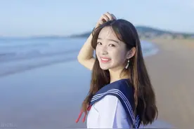 故事：她喜欢他十七年，青梅竹马，终究抵不过一见钟情图片