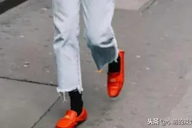 早秋收起你的小白鞋！今年流行穿“乐福鞋”，搭配裙子裤子都好看图片