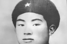 老兵弥留之际频喊“伍佑”，只因当年一场血战，埋下2000战友图片