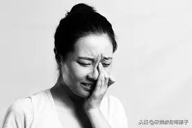 正月二十九，凌晨三点，全职宝妈跪在地上哀求丈夫：我要一条活路图片