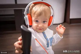 1岁半宝宝生长发育情况，妈妈这样陪玩，提高宝宝综合能力图片