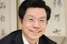 被美国惹急了，中国富商带头放弃美籍撤资回国，让美国损失千亿图片