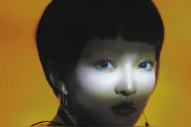 曾被“母亲卷走财产、闺蜜抢走事业”的张韶涵，为何没被打败？图片