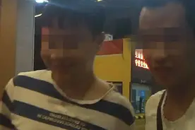 实习期上高速，自称有老司机陪同，谁料“老司机”领证比自己还晚一个月图片