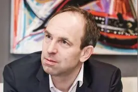 又来这一套？德甲豪门希望引进中国球员 球迷：就是缺钱而已图片