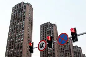 明年房价大概率会下降，普通人买房会更便宜，原因有三点图片