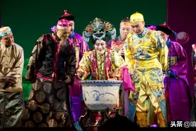 为什么清朝在慈禧死后才开始大乱，慈禧真的有那么大的威慑力么？图片