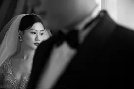 男方拿不出30万彩礼，向女方提出分手，女方：你白嫖我五年？图片