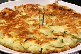 发面葱花饼，外酥里嫩超家常，自带清香好消化，配粥或汤就是一顿图片