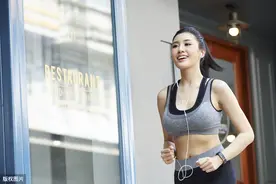 我坚持跑步10年，每天3000米，我的人生有了翻天覆地的变化图片