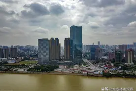 淮安城西的缓慢前行图片