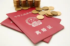 那些夸张的怕老婆短视频，正在毒害未成年和中青年一代人图片