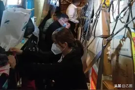 中国专家去援助俄罗斯，硬汉普京派来军用货机，看着有点“憋屈”图片