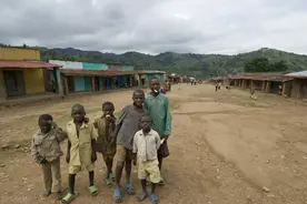 卢旺达种族大屠杀，100万人遇害，究竟有什么深仇大恨？图片