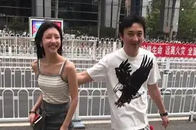 王思聪的浪荡情史，和背后的14个女人图片