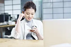 干部上班时间玩发微信被处理，朋友圈这10件事不能做图片