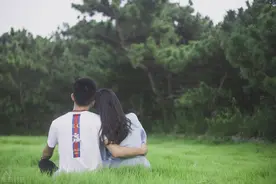 爱上一个有家庭的人，不妨做好这些，余生幸福安稳图片