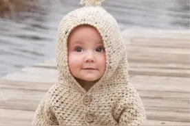 婴儿开襟连帽衫，段染渐变色时尚斗篷，披肩式开襟长背心，真漂亮图片