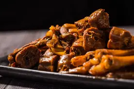 卤味产品不入味怎么办？如何做出骨髓浸油灌汁的产品？图片