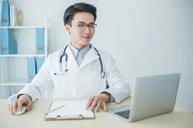 人到中年越发抬头困难，该怎么办？医生分享方法或助你找回状态图片