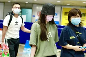 欧阳娜娜是世界最年轻的大提琴演奏家之一，歌声很美触动人心图片