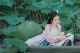 声声慢：李清照到底有多厉害？14个叠字写尽凄凉，晚年却国破家亡图片