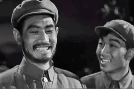 记得黑白片《渡江侦察记》吴老贵吗？乐观老班长，妻也是知名演员图片