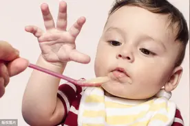 孩子聪不聪明，看看孩子的小手，就知道答案了图片