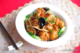 丸子像口袋，豆腐比肉香？咸鲜香醇汁浓味足，特色美味原来是川菜图片
