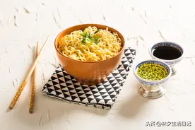 泡面，好想吃图片