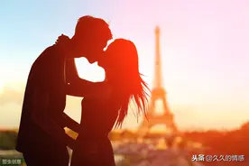 为什么中年女人拒绝丈夫的亲吻？3个女人说出了心里话，很扎心图片