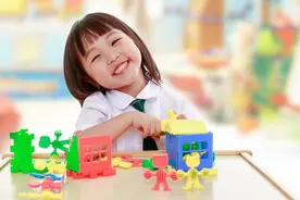 幼儿园园长坦言：上学“不哭不闹”的宝宝，多半是来自这3种家庭图片