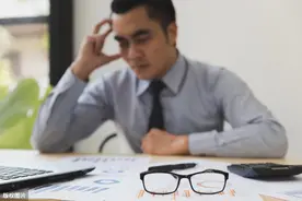 员工工资为零，社保，个税如何处理？图片