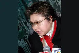 网友扒出韩红基金的会计是临时工，财务混乱图片