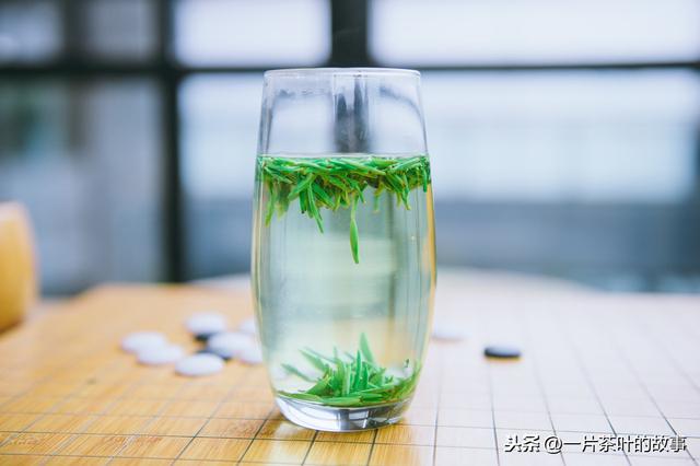 简单教茶小白们区别红茶和绿茶的四大技巧