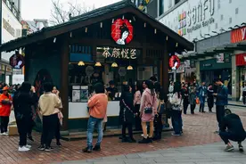 茶颜悦色，打飞的也要去喝的奶茶？我来告诉你火爆的原因图片