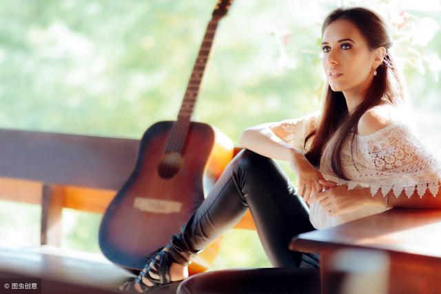 霸气高傲的女生个性签名,句句都上热搜榜!