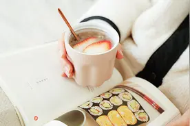 这只"果冻"太可了！高颜值，保温保冷，既是水杯也是轻食杯图片