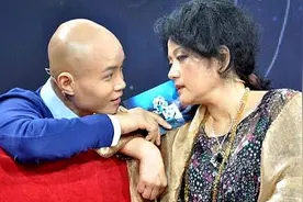 从“第一寡妇”到妈妈专业户，59岁遭乐嘉突吻的廖学秋经历了什么图片
