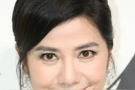 钟楚红 不在乎自己的年龄 60岁的她让人羡慕图片