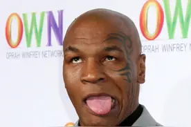 拳王泰森自曝曾用假阳具加童子尿通过药检图片