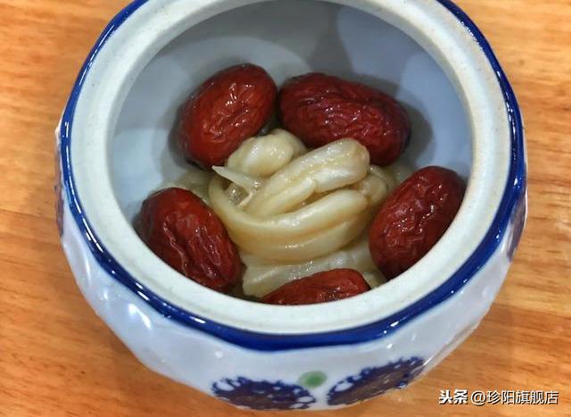 牛奶炖花胶胖吗 2026年花胶炖牛奶营养好处 牛奶炖花胶胖吗 2026年花胶炖牛奶营养好处