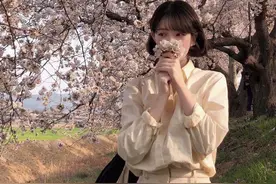 夏季短发少女的治愈系穿搭 ，温柔浅色系的搭配清新甜美又减龄！图片