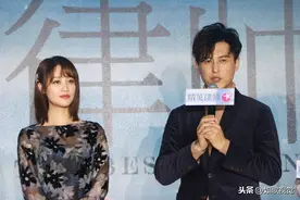 靳东携蓝盈莹、朱珠等亮相上海，有的风度翩翩，有的千娇百媚图片